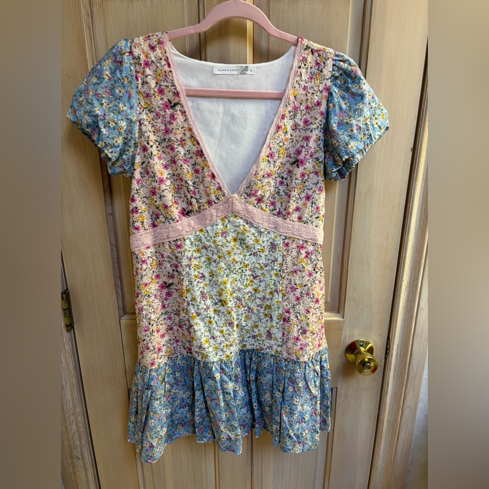 Altar'd State Pink and White Dress